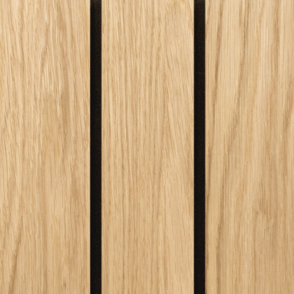 leveä rimapaneeli tammi mustalla rungolla